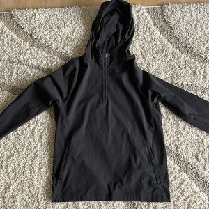 Lululemon Rain pullover